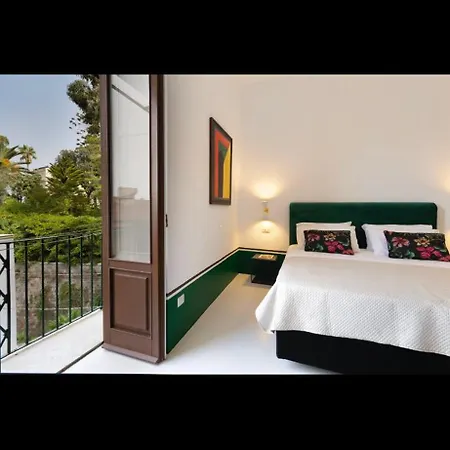 Scalinatella Luxury Apartment Sorrento